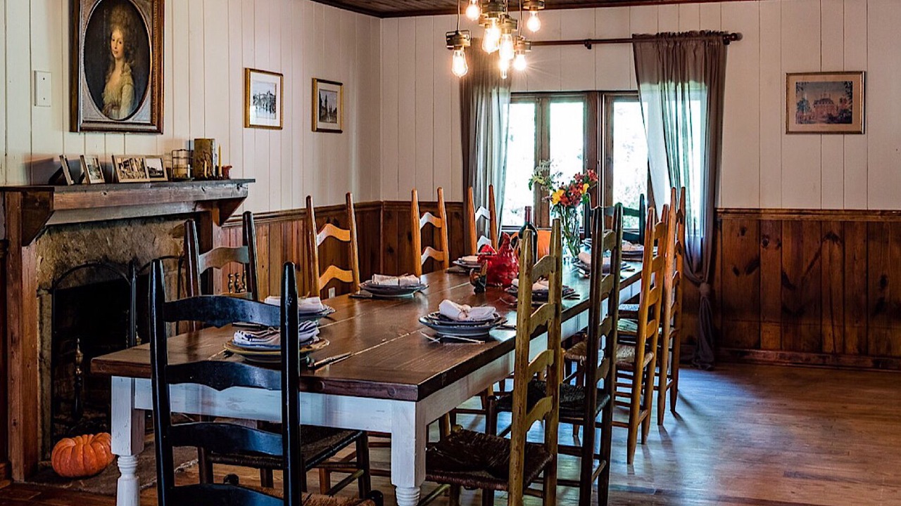 Photo of Livingroom in Winston - Salem
