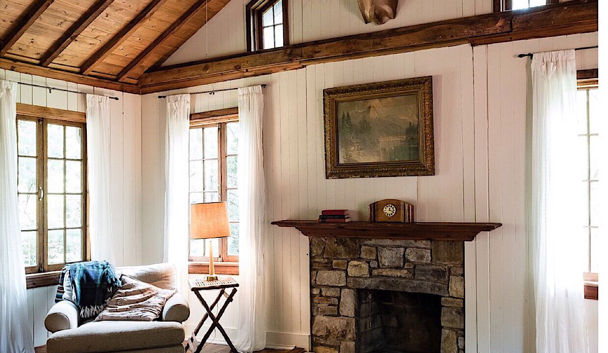 Photo of Livingroom in Winston - Salem