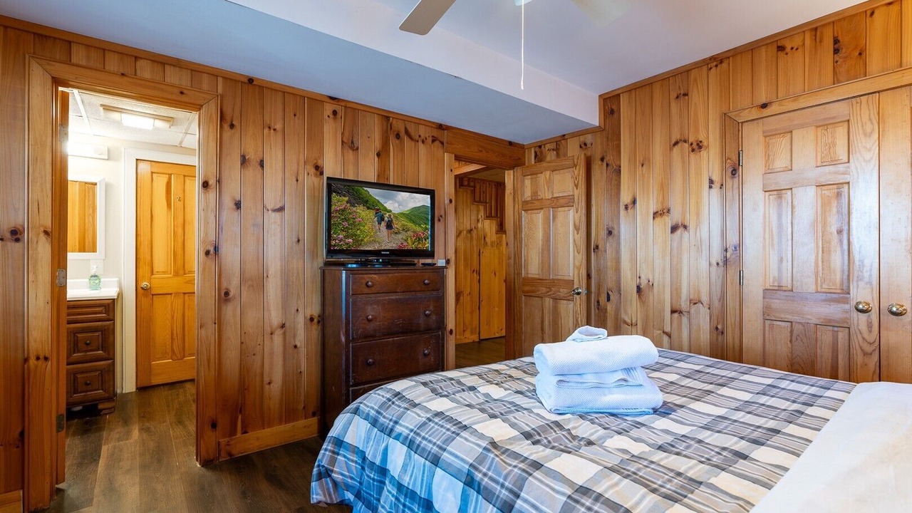 Photo of Bathroom in Buck Mountain