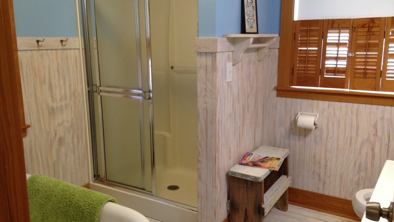Photo of Bathroom in Wrightsville Beach