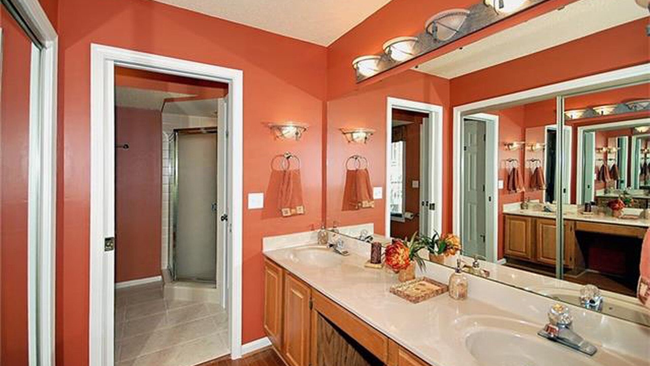 Photo of Bathroom in Cummings Cove