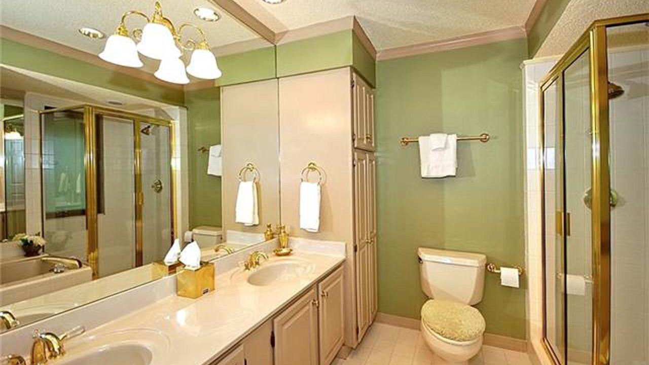 Photo of Bathroom in Cummings Cove
