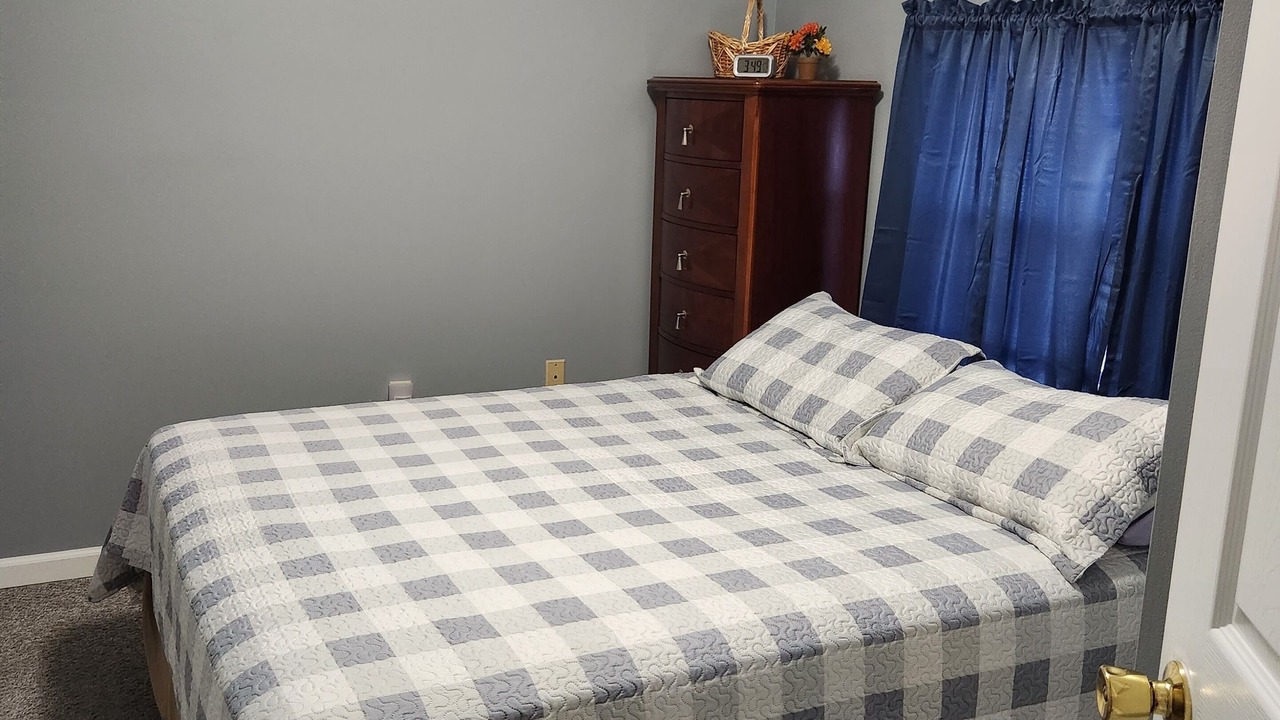 Photo of Bedroom in Skyland