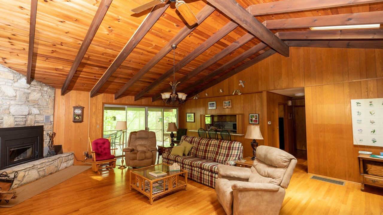 Photo of Livingroom in Brevard