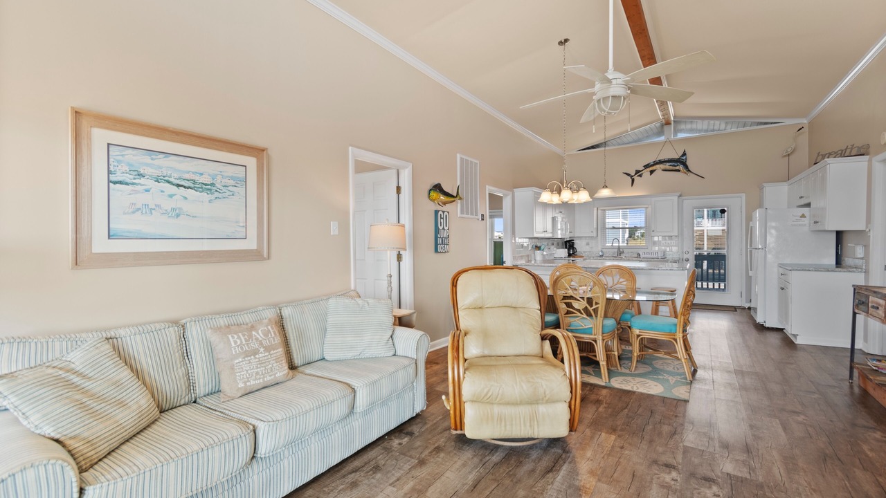 Photo of Livingroom in Holden Beach