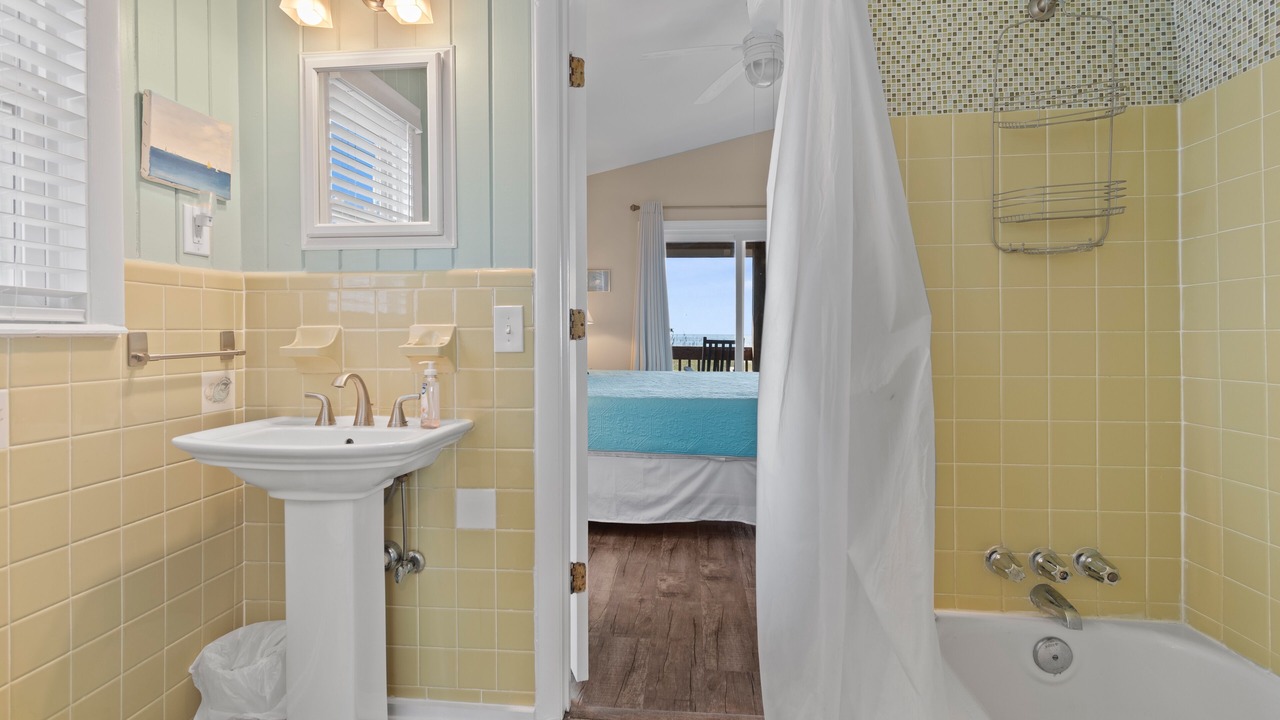 Photo of Bathroom in Holden Beach