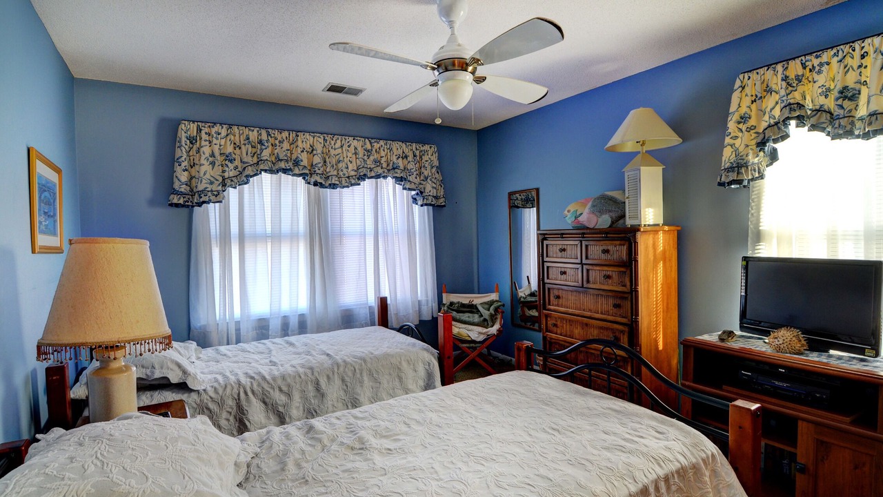 Photo of Bedroom in Holden Beach