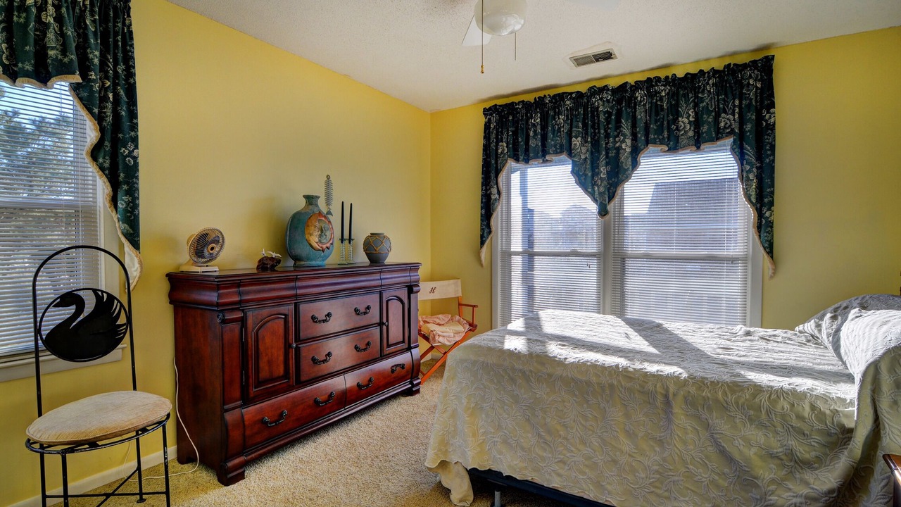 Photo of Bedroom in Holden Beach