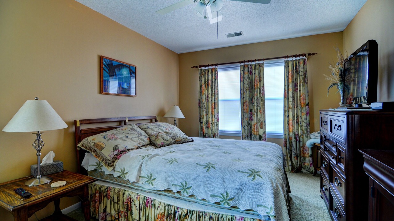 Photo of Bedroom in Holden Beach