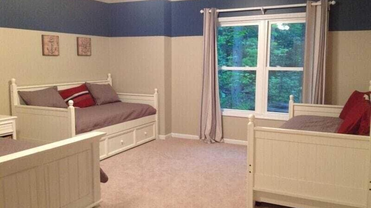 Photo of Bedroom in Forest Lake Heights