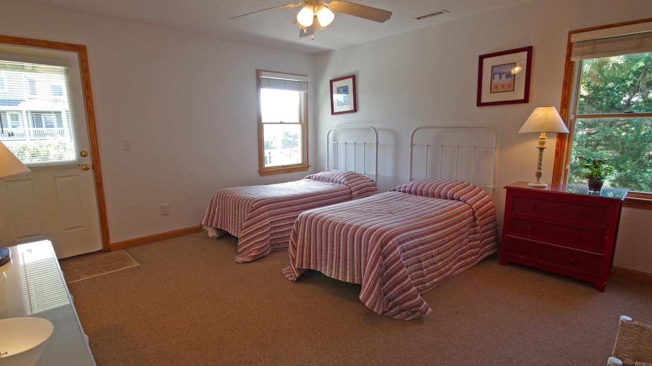 Photo of Others in Rodanthe