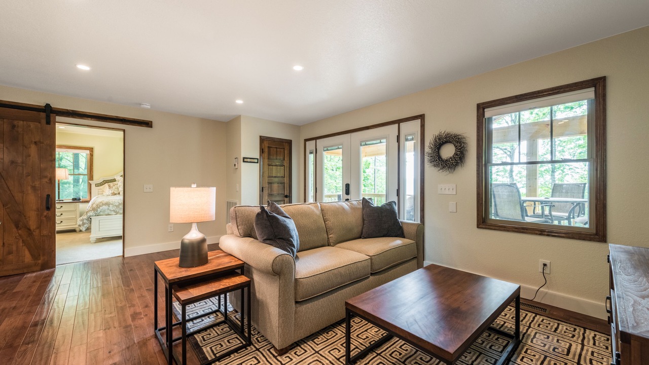 Photo of Livingroom in Spruce Pine