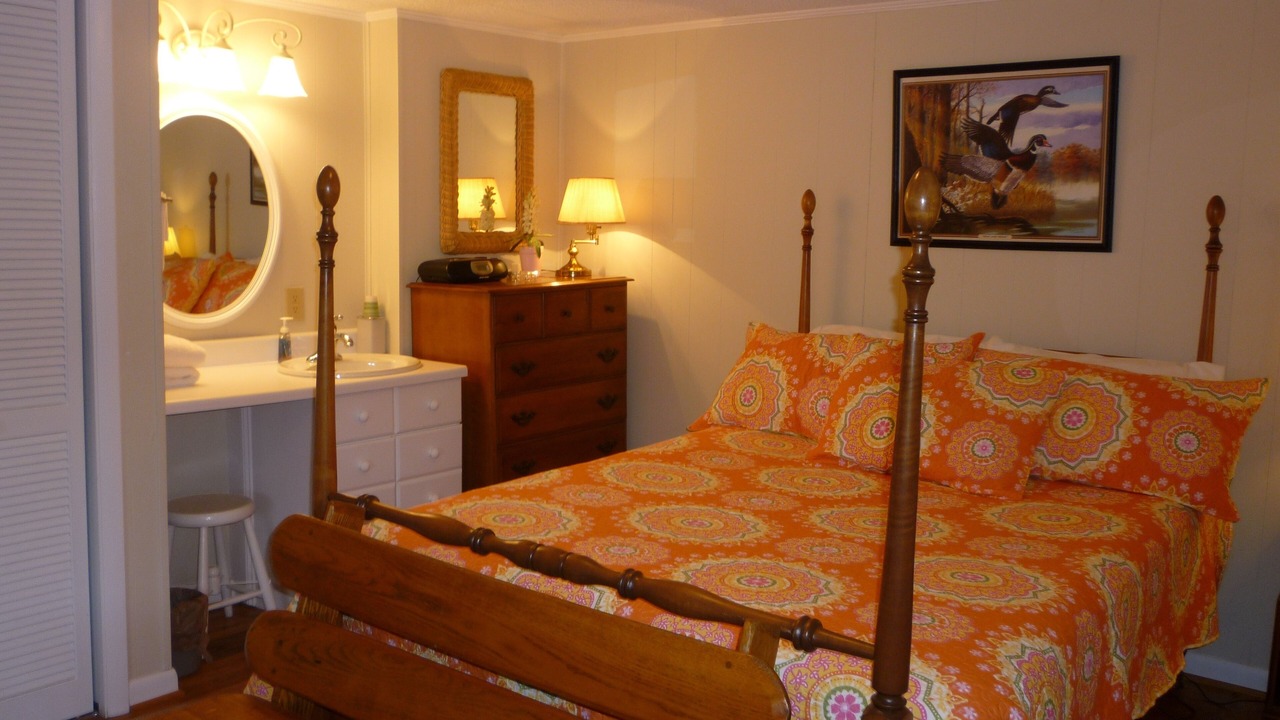 Photo of Bedroom in Lynn