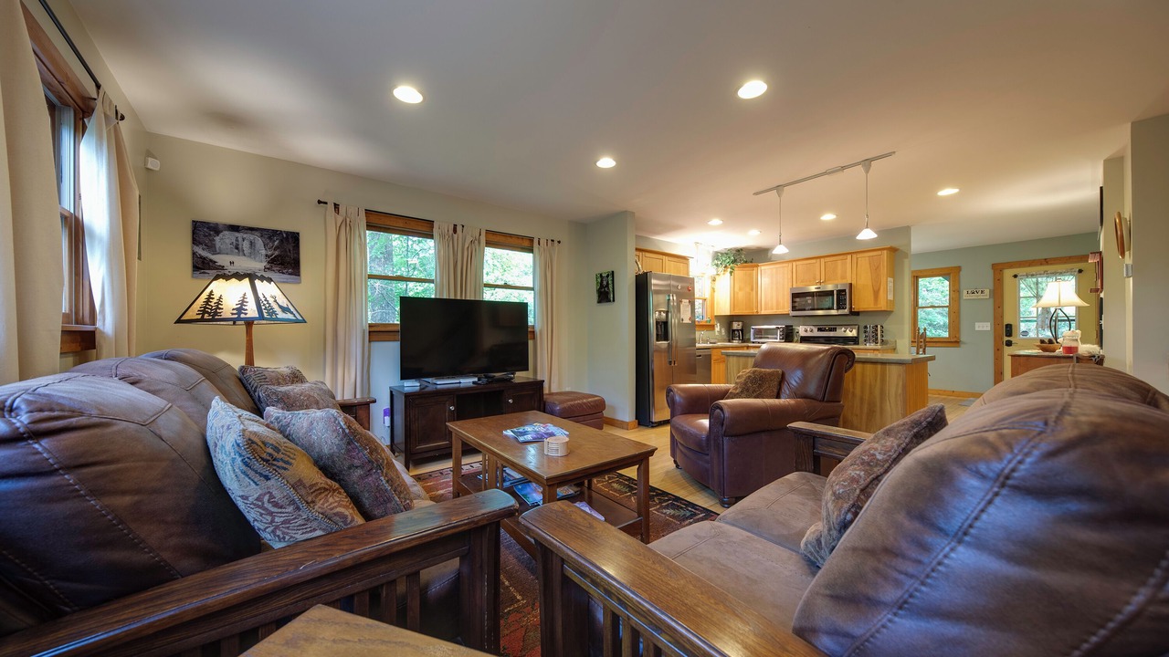 Photo of Bedroom in Cedar Mountain