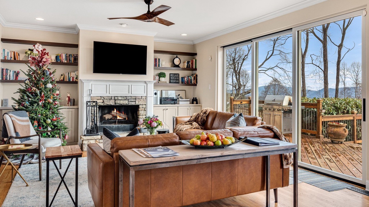 Photo of Livingroom in Skyland