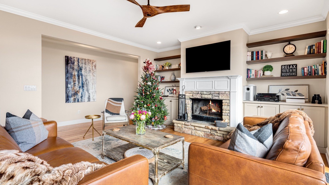 Photo of Livingroom in Skyland