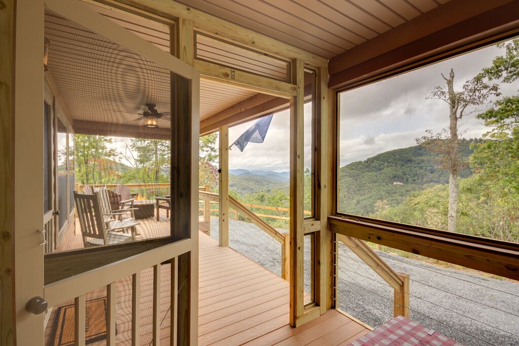 Photo of Patio Balcony in Bryson City