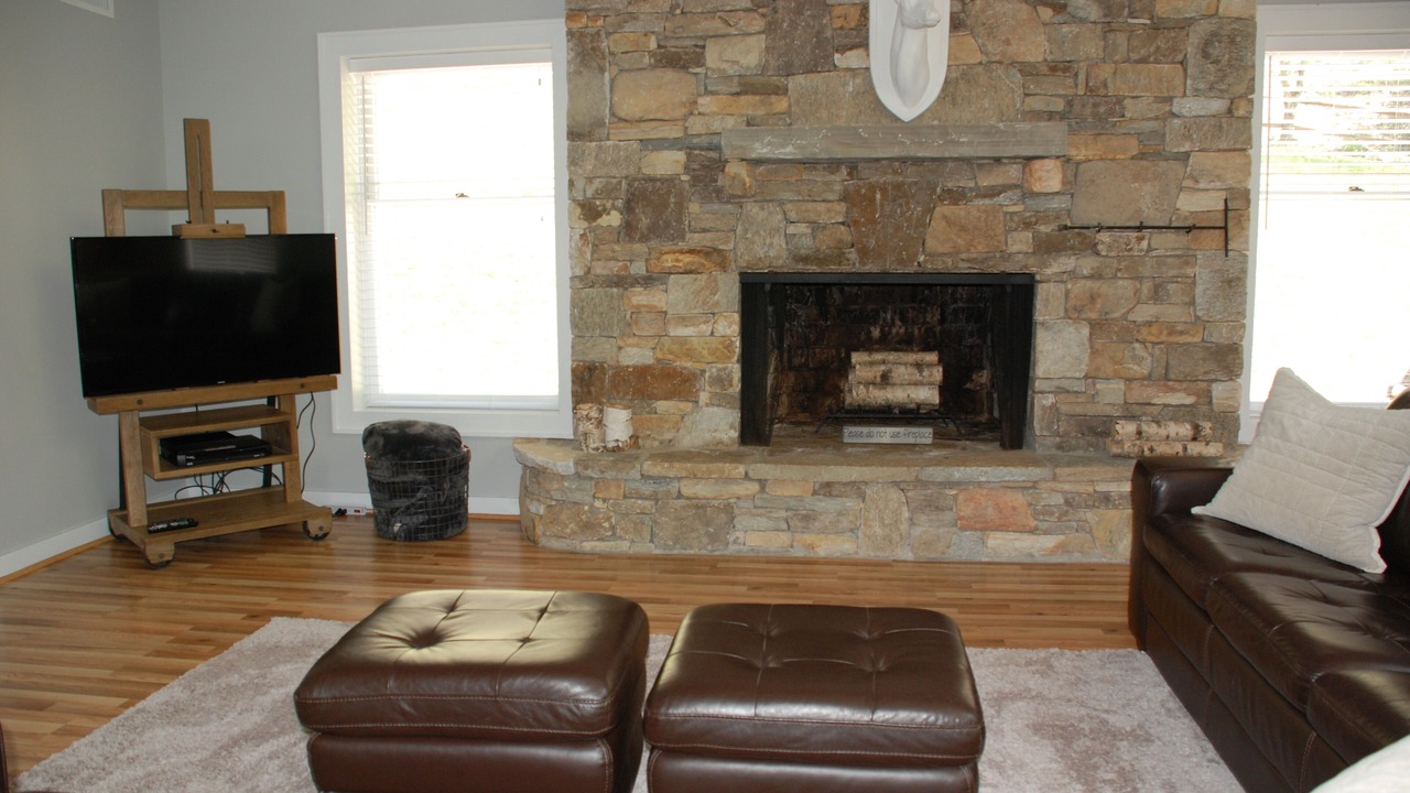 Photo of Bedroom in Cullowhee