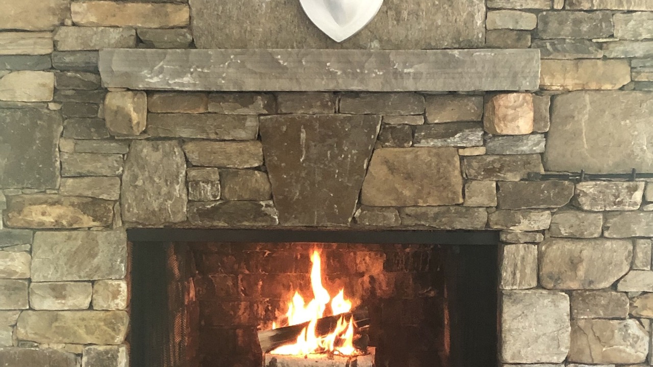 Photo of Livingroom in Cullowhee