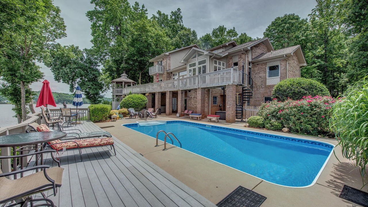 Photo of Outdoor in Belmont