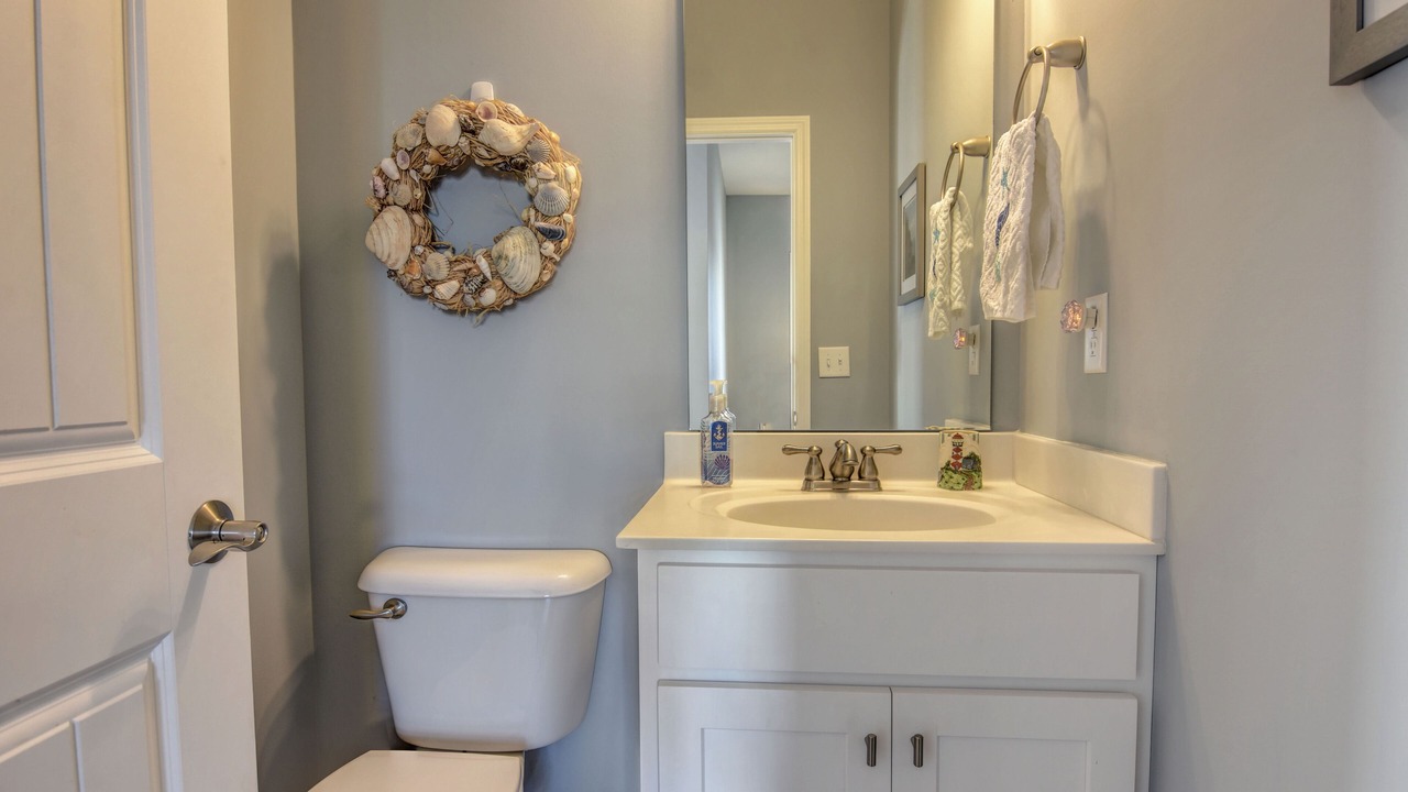 Photo of Bathroom in Topsail Beach