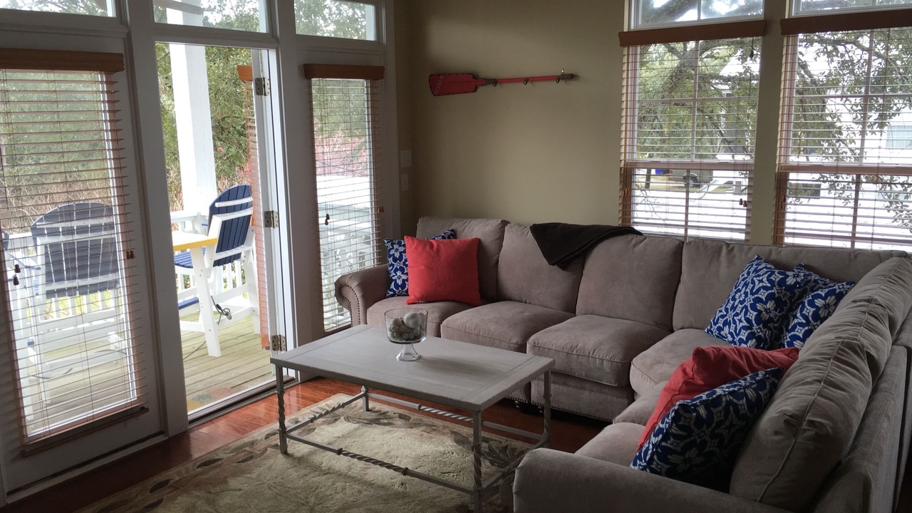 Photo of Livingroom in Wilmington Beach