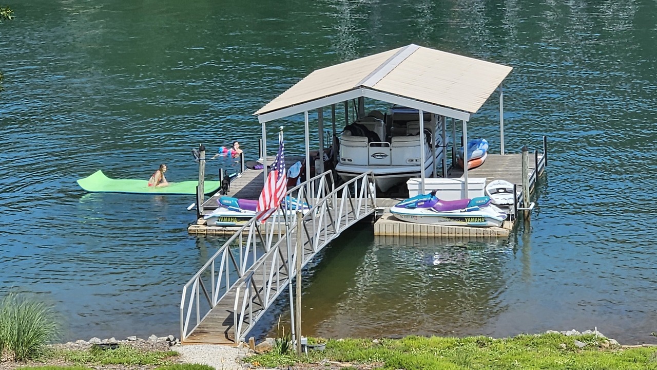 Photo of Outdoor in Seneca