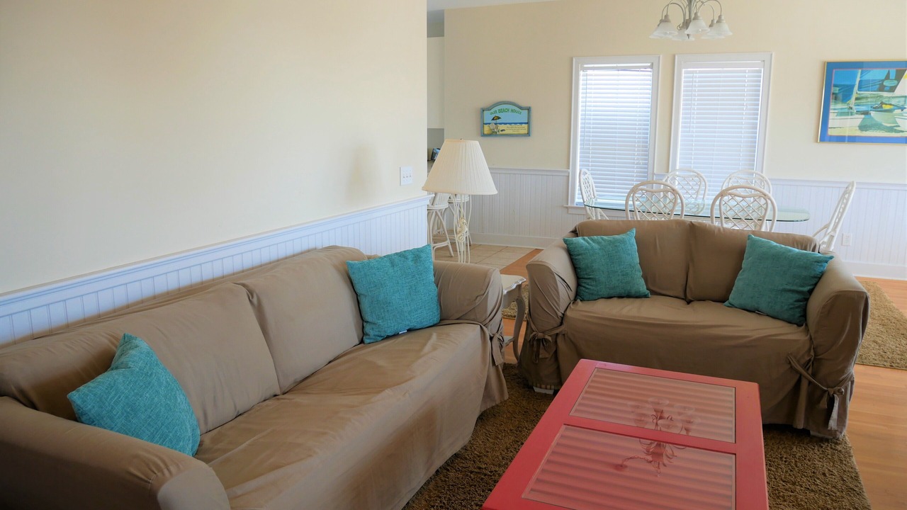 Photo of Livingroom in Holden Beach