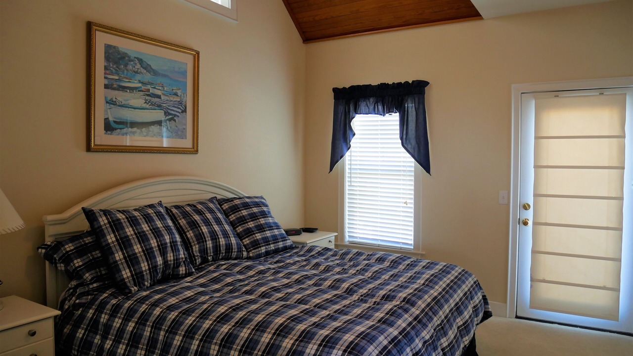 Photo of Bedroom in Holden Beach