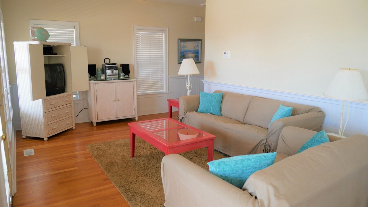 Photo of Livingroom in Holden Beach