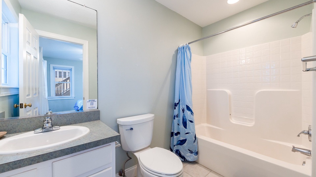 Photo of Bathroom in Wind Over Waves
