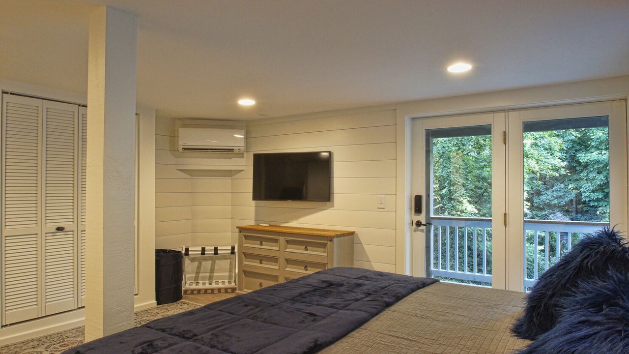 Photo of Bedroom in Cashiers