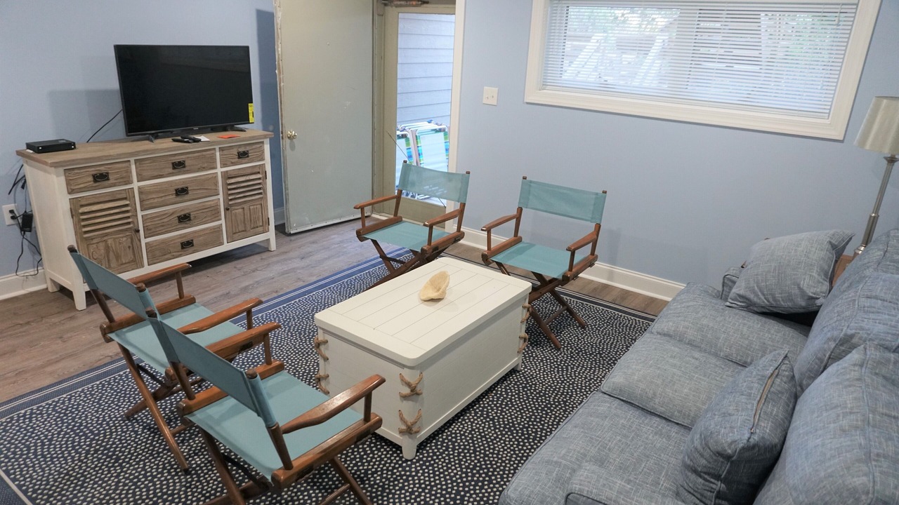 Photo of Bedroom in Pine Knoll Shores