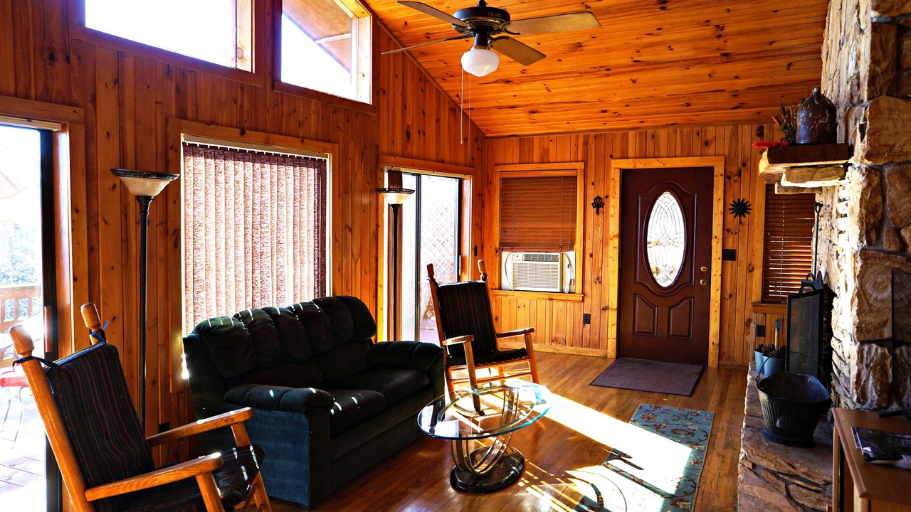 Photo of Livingroom in Little Switzerland