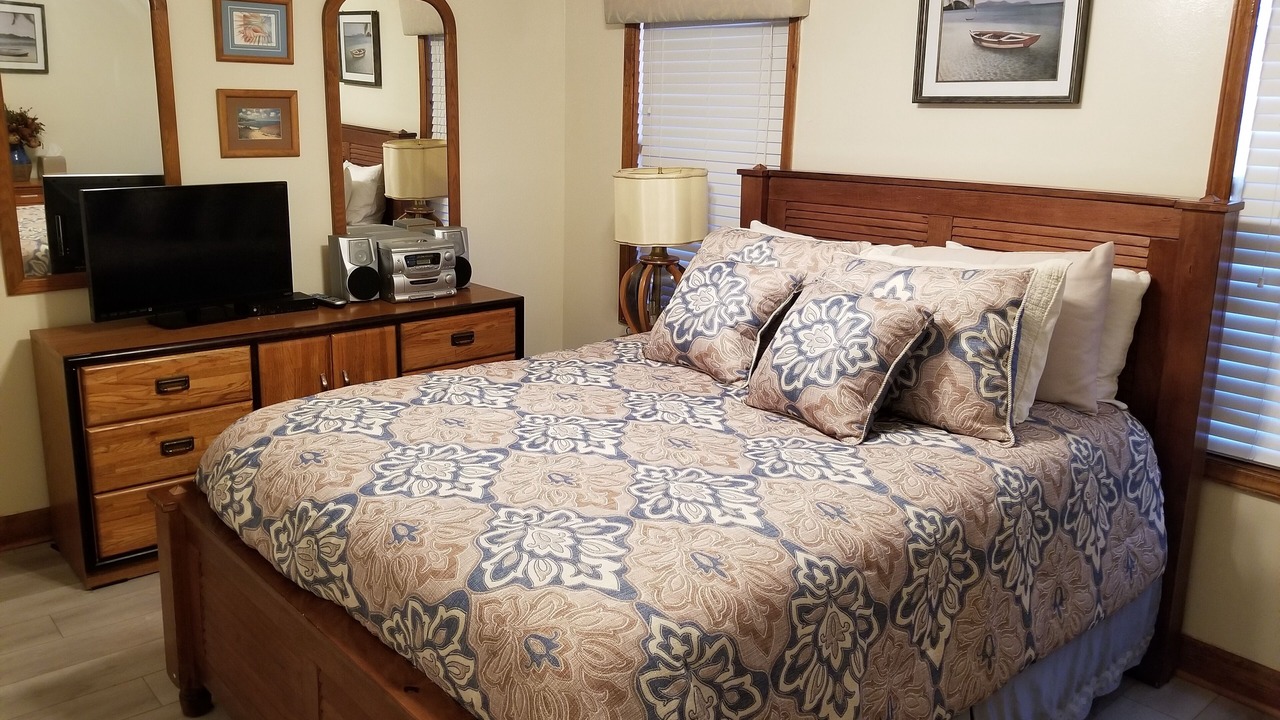 Photo of Bedroom in Sneads Ferry