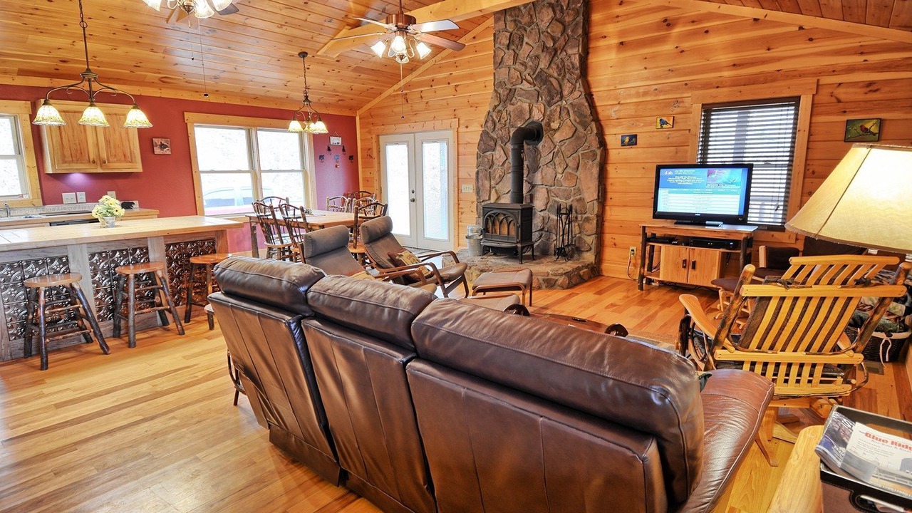 Photo of Livingroom in Warrensville