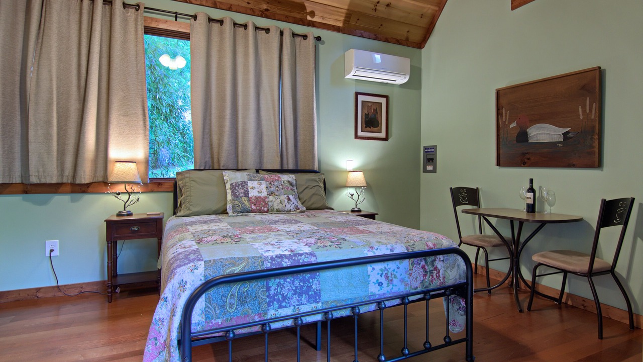 Photo of Bedroom in Skyland