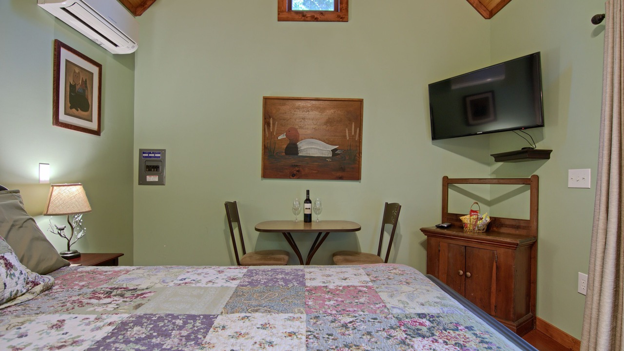 Photo of Bedroom in Skyland
