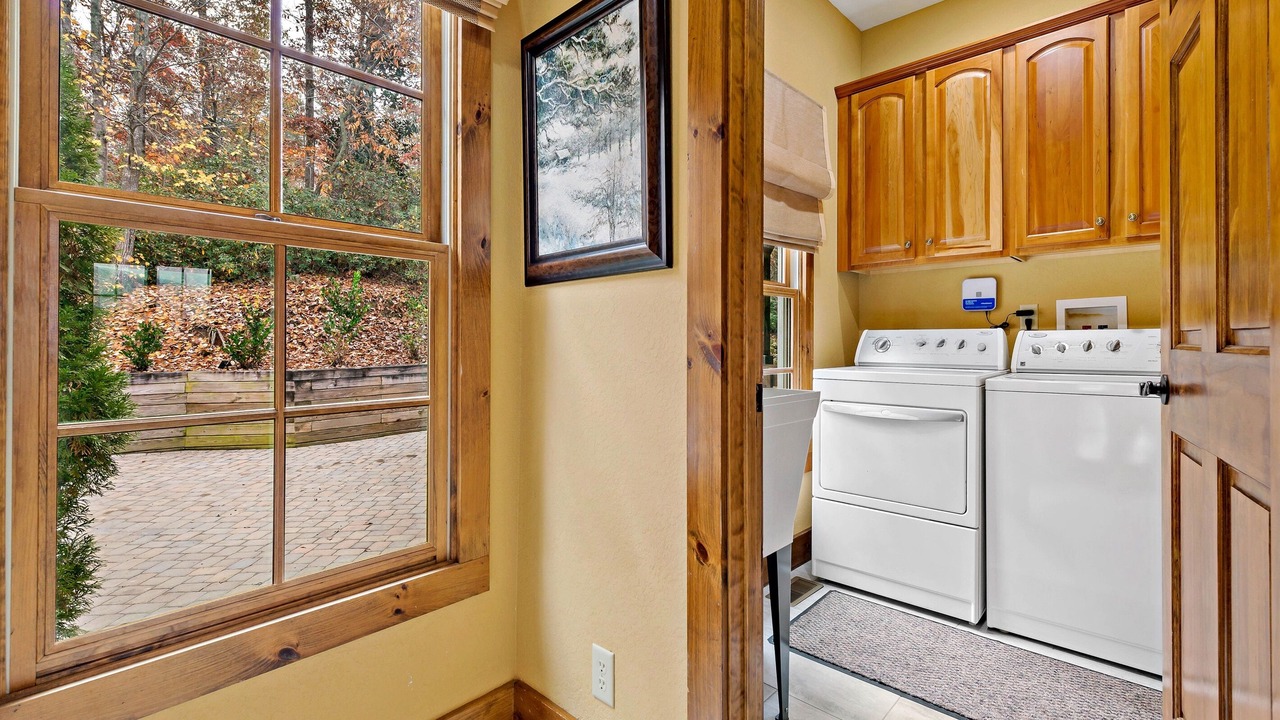 Photo of Bedroom in Mill Spring