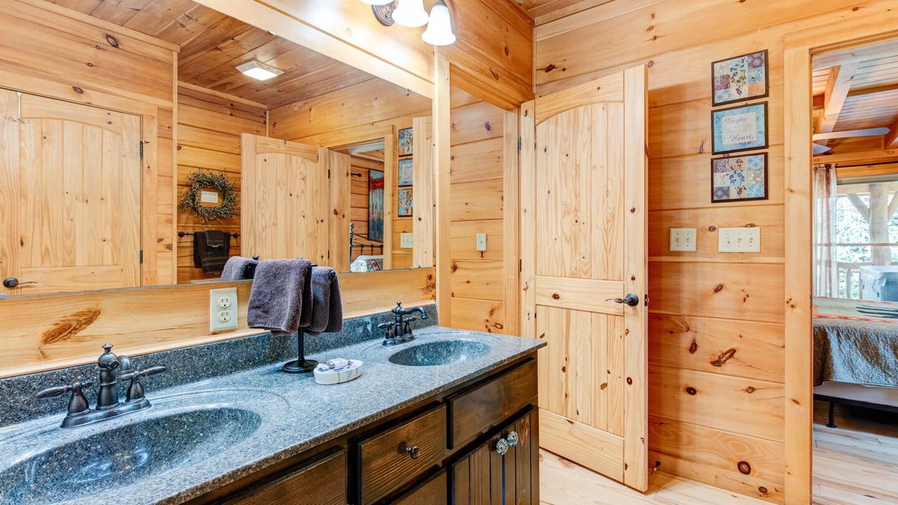 Photo of Bathroom in Black Mountain