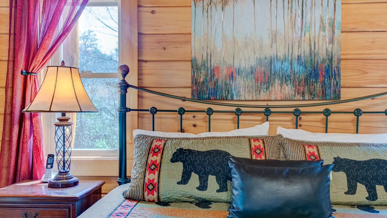 Photo of Bedroom in Black Mountain