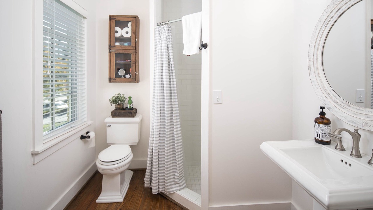 Photo of Bathroom in Blowing Rock