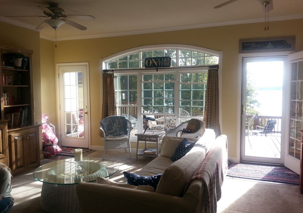 Photo of Livingroom in Wildwood Point
