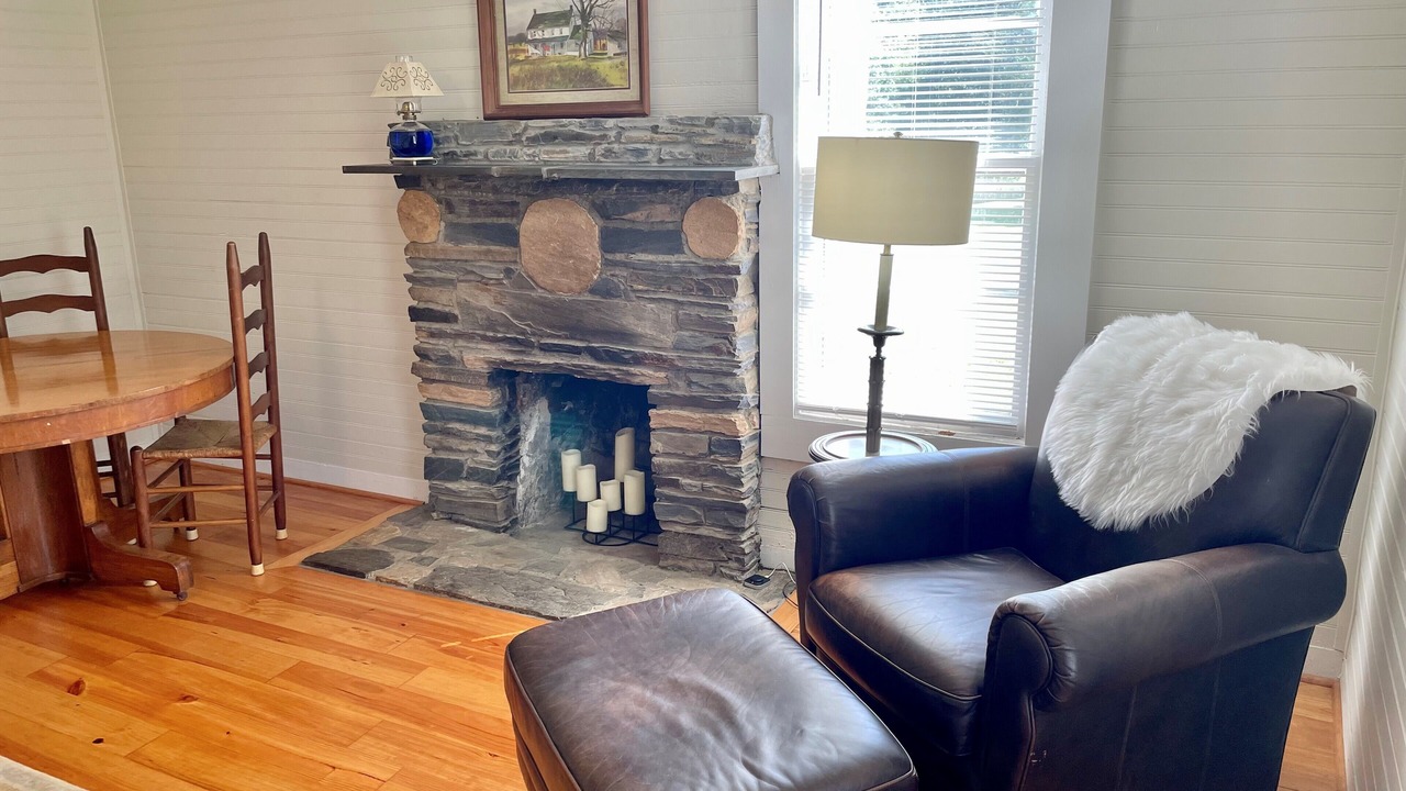 Photo of Bedroom in Stokes