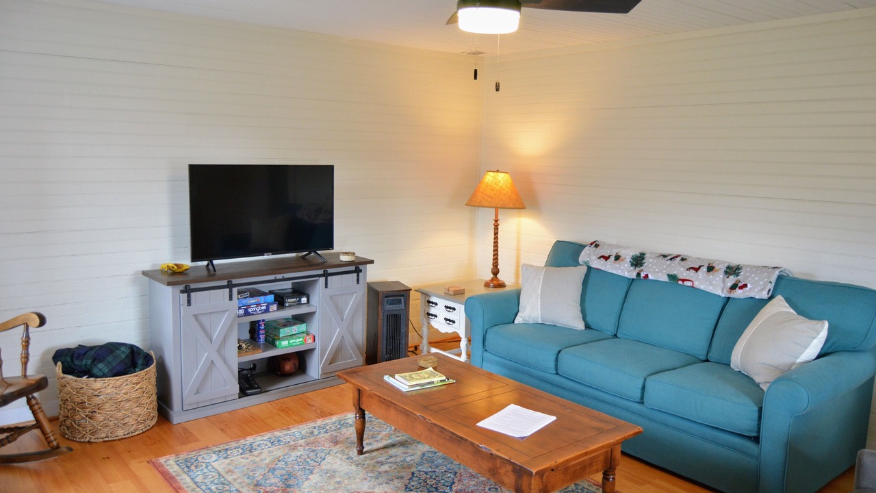 Photo of Livingroom in Stokes
