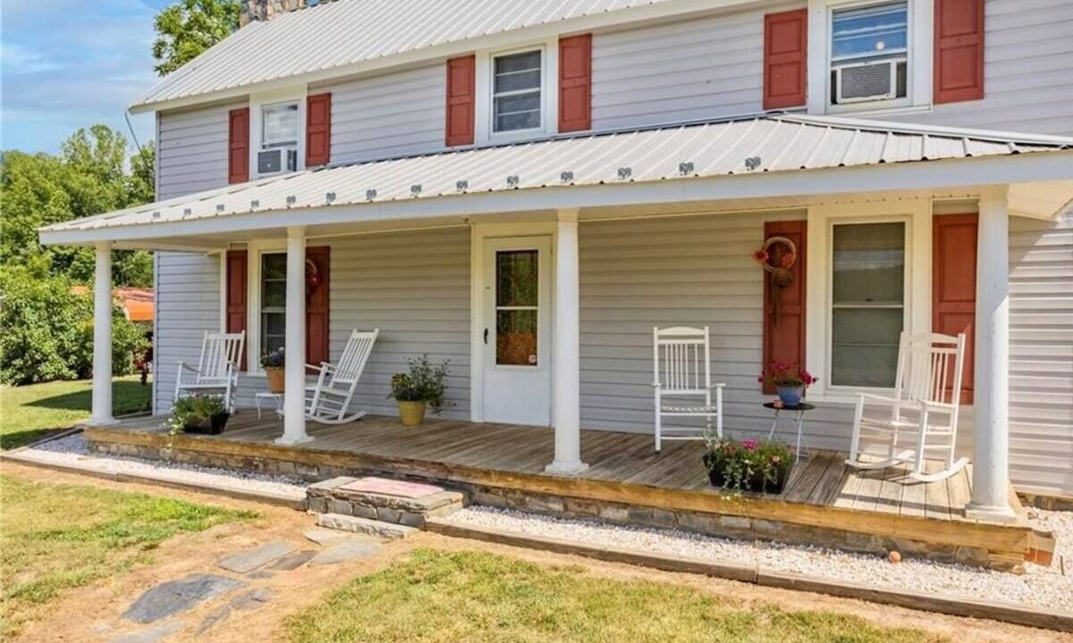 Photo of Outdoor in Stokes