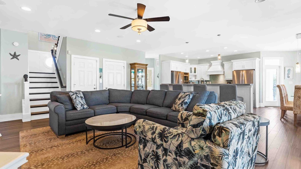 Photo of Livingroom in Ocean Isle Beach