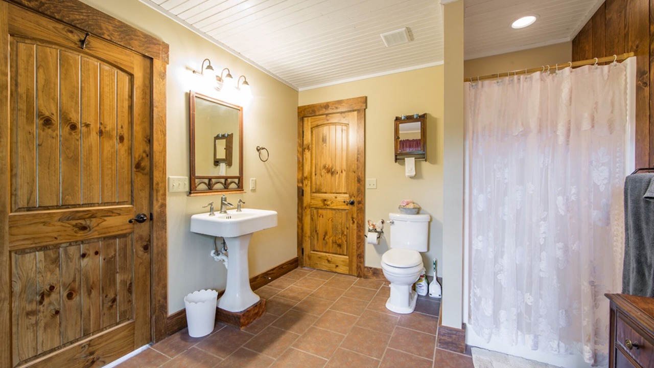 Photo of Bathroom in Brevard