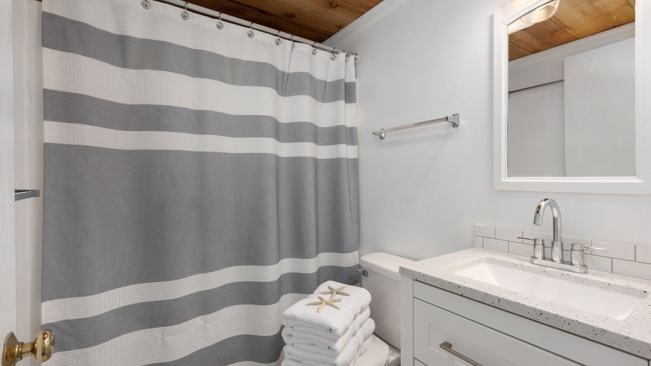 Photo of Bathroom in Nags Head