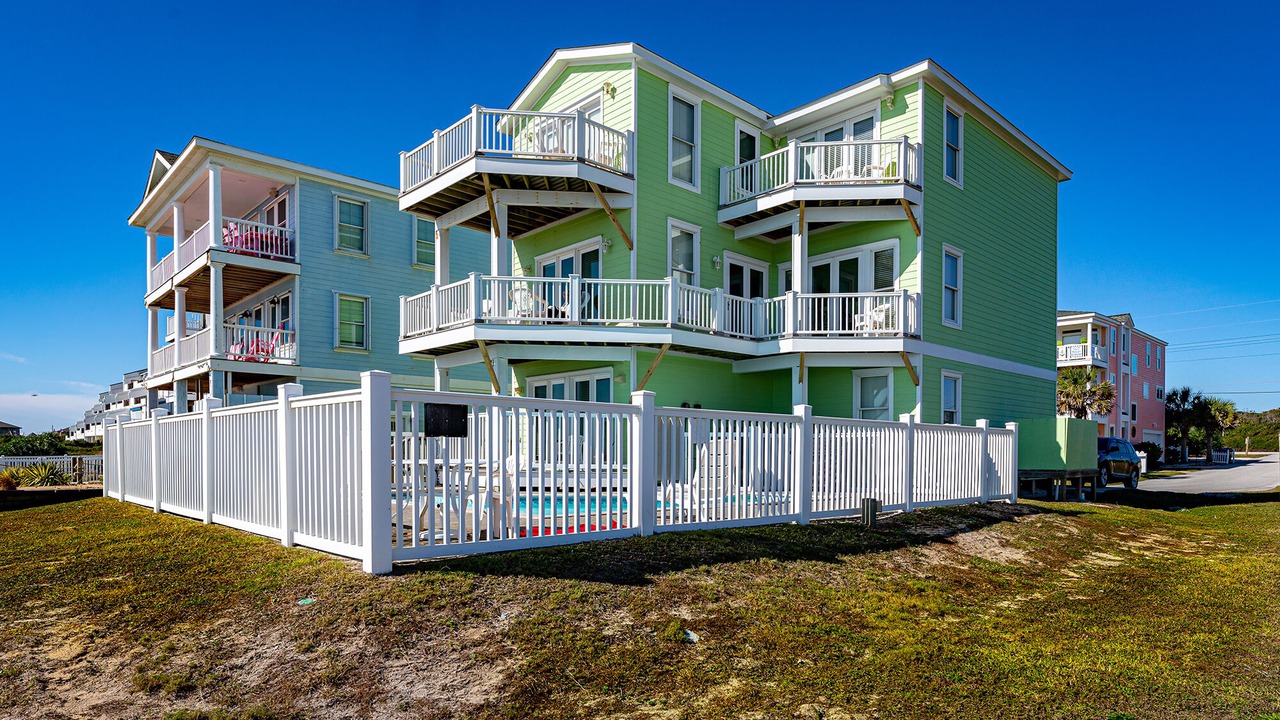 Photo of Others in Pine Knoll Shores